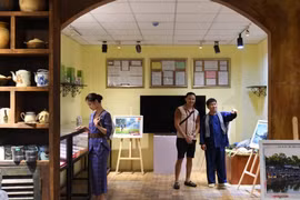 Video: Triển lãm hơn 3.000 hiện vật liên quan Covid-19