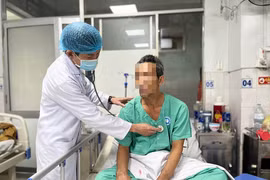 Bị ngưng tim, trên đường đưa về lo hậu sự bất ngờ sống lại