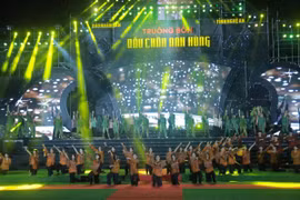 Sâu lắng chương trình nghệ thuật "Truông Bồn - Dấu chân anh hùng"