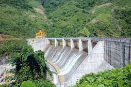 Bảo vệ và tăng cường quyền lợi của cộng đồng địa phương trong các dự án thủy điện