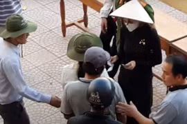 Gallery - LÙM XÙM NGHỆ SĨ LÀM TỪ THIỆN - image 7