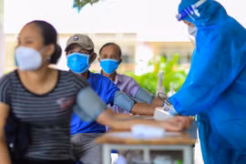 Gallery - DỊCH COVID-19 TẠI TP HCM  - image 11