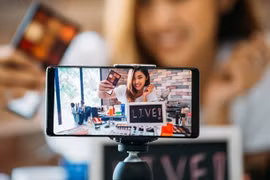 Khó thu thuế những người livestream bán hàng doanh thu 'khủng'