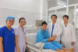 Ngoạn mục cứu sống bệnh nhân bị điện giật ngừng tim 60 phút