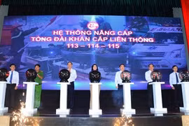 Xài ứng dụng HCMC EOC hỗ trợ khẩn cấp thế nào?