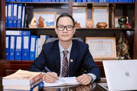 Bà chủ nhà thuốc Mỹ Châu bị bắt, CSĐT có thể mở rộng điều tra