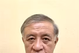 Gallery - Ngọc Trinh Đấu Giá Siêu Sim - image 10