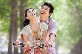Video: Phụ nữ chọn chồng nhất quyết đừng chỉ vì yêu