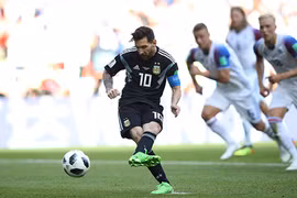 Video: Những pha sút trượt penalty kinh điển của Messi 