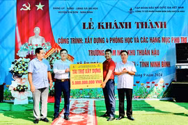 Phân bón Cà Mau tặng trường cho trẻ mầm non tỉnh Ninh Bình