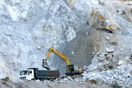 Sơn La: Đấu giá 3 mỏ đá với tổng dự toán hơn 266 triệu đồng