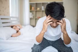 Nam giới hút thuốc mắc rối loạn cương dương cao hơn 60% người không hút