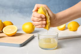 3 công thức gội đầu bằng chanh giúp tóc bóng mượt