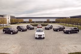 Siêu SUV Cullinan của Rolls-Royce bắt đầu đến tay khách hàng