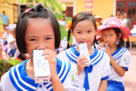 Sữa học đường phải minh bạch, công khai