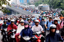 Gallery - Hà Nội cấm xe máy - image 13