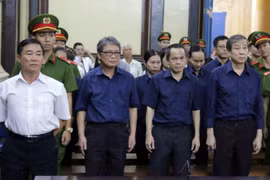 Gallery - Xét xử Hứa Thị Phấn - image 4