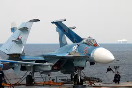 Tại sao Hải quân Nga bỏ Su-33 và dùng MiG-29K để thay thế?