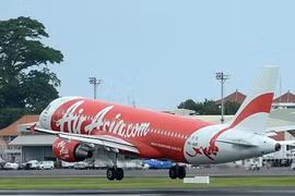 Gallery - Máy Bay Air Asia - image 11