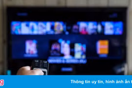 Tác hại không ngờ khi xem tivi quá 4 giờ một ngày
