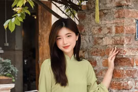 Hot girl chuyên Hùng Vương báo Trung khen ngợi nức nở giờ ra sao?