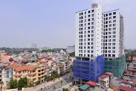 Gallery - Tòa Nhà 8B Lê Trực Xây Dựng Sai Phép - image 9
