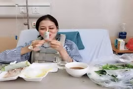 Cô bệnh nhân xinh đẹp và tai nạn “ho gẫy lưng là có thật“