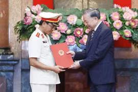 Tổng Bí thư, Chủ tịch nước trao quyết định bổ nhiệm Phó Viện trưởng VKSND Tối cao