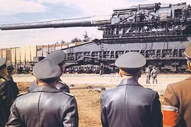 “Mổ xẻ” siêu vũ khí đối đầu quân đồng minh của trùm phát xít Hitler
