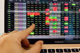 Sau phiên hứng khởi, VN-Index sẽ gặp rung lắc quanh ngưỡng 1.080?
