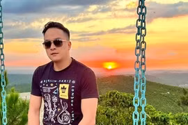 Gallery - Ô TÔ CỦA CAO THÁI SƠN BỊ TÀU HỎA TÔNG - image 1