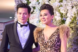Gallery - CẶP ĐÔI LỆCH TUỔI SHOWBIZ VIỆT  - image 8