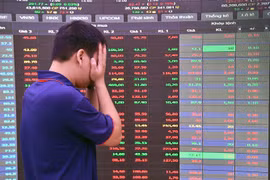 Áp lực cắt lỗ, chuyên gia dự báo VN-Index ở ngưỡng kháng cự nào?