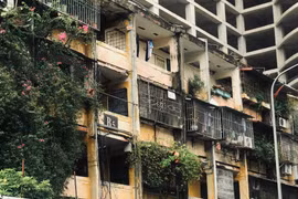 Hà Nội: 04 chung cư cũ đầu tiên người dân phải di dời