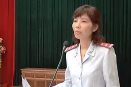 Trưởng đoàn thanh tra Bộ Xây dựng Nguyễn Thị Kim Anh bị bắt quả tang nhận hối lộ 