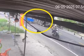 Lái xe ba gác chuyển làn đột ngột bị xe ben tông tử vong