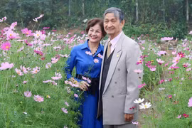 Từ cậu bé mồ côi tới người Thầy nổi tiếng