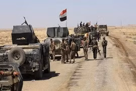 Iraq mở chiến dịch tấn công IS gần biên giới Syria