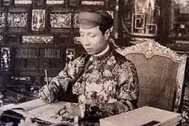 Gallery - Lăng Mộ Các Vua Nhà Nguyễn - image 12