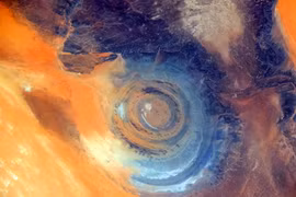 Bí ẩn muôn đời khó giải về “Con mắt của Sahara“