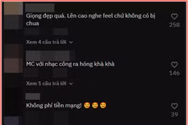 Hát tại đám cưới bạn thân, cô gái khiến cô dâu chú rể 'tàng hình'