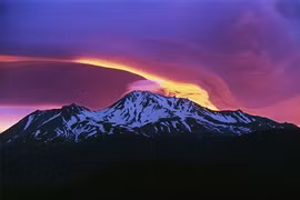Niềm tin siêu linh quanh ngọn núi thiêng Shasta