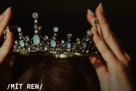 'Mít ren' là gì mà ai cũng hô lớn