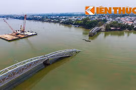 Gallery - Sà lan tông sập cầu Ghềnh - image 10