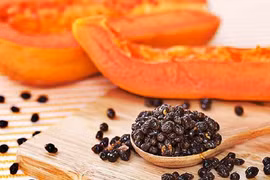 Lợi ích bất ngờ của hạt đu đủ 