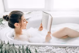 Sai lầm khi tắm gây hại cho da