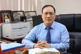 GS Nguyễn Đình Đức cổ vũ nhà khoa học trẻ dấn thân 