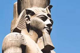  Vì sao pharaoh Ai Cập hay đeo râu giả?