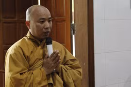 Gallery - Trụ trì chùa Nga Hoàng bị tố gạ tình nữ phóng viên - image 6