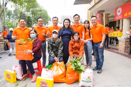 Doanh nhân Đặng Thị Kim Oanh: Sống phải giúp người, giúp đời